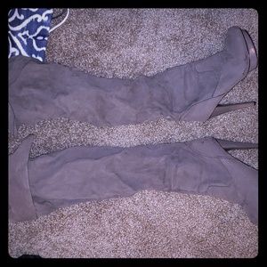 Heeled thigh high boots